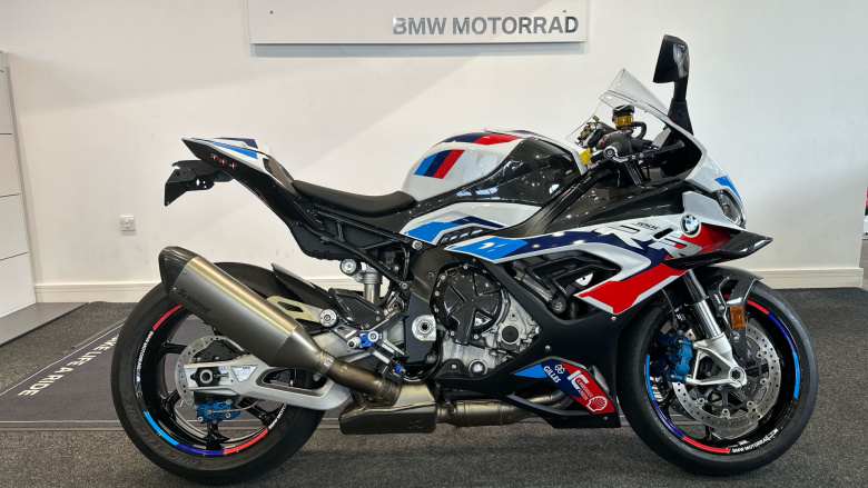 BMW M1000 RR